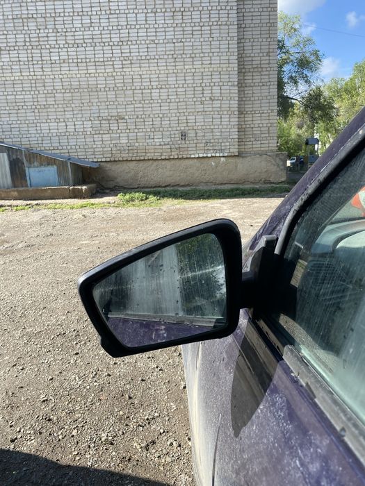 Продам Гранта зеркала для четырку