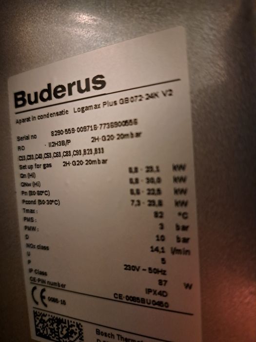 vas expansiune centrală termică Buderus Logamax Plus GB072-24K V2