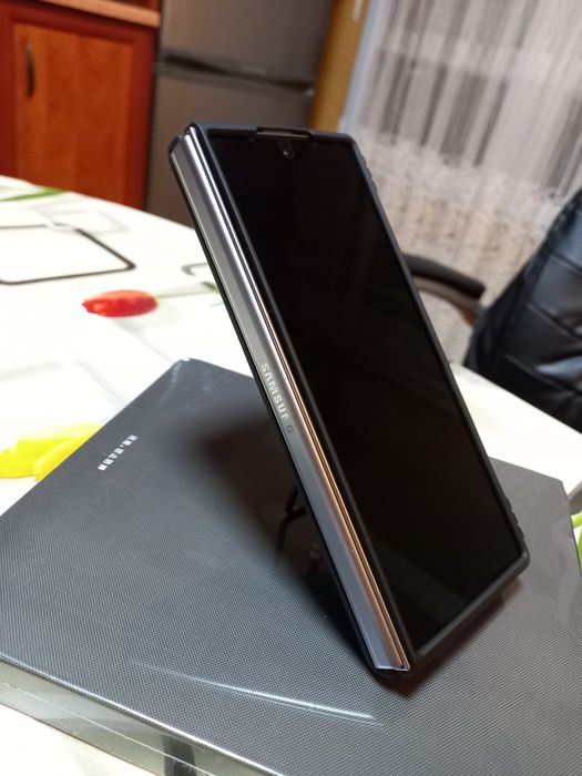 Samsung Z Fold 6