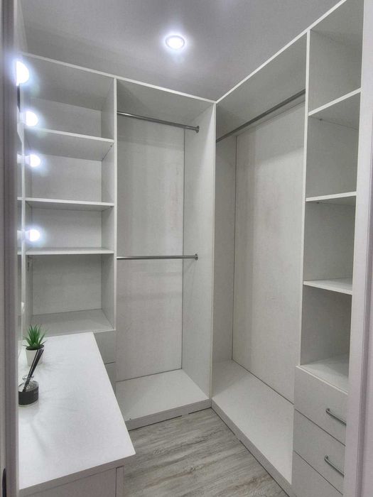 Продам 3 ком кв центре