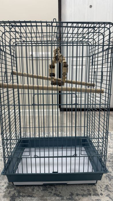 Продается клетка для попугая