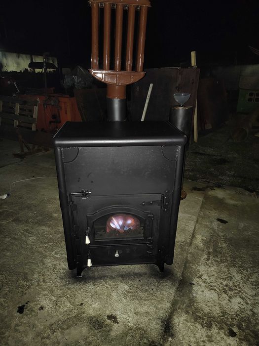 Șemineu de metal cu arzător de 30 kw