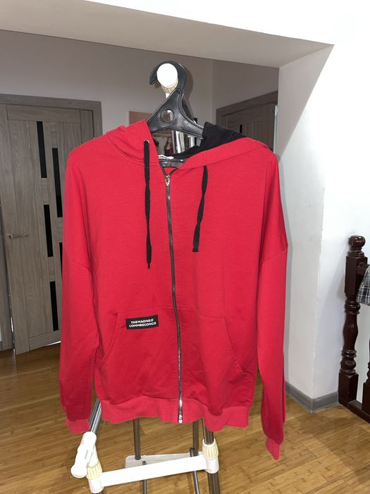 Продам одежду б/у