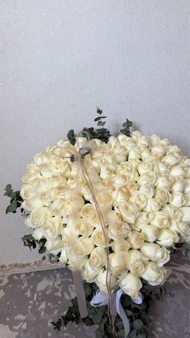 Ақ Роза сердечко