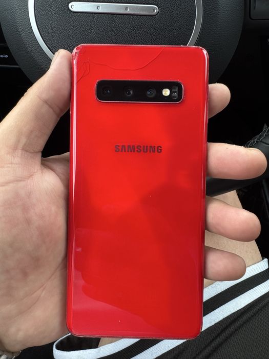 Samsung S10 на 128g