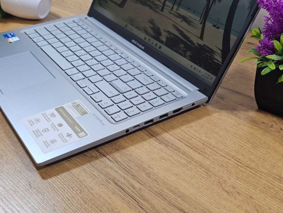 Asus VivoBook X1504/ Core i5 1235U/ 12Gb/ 512Gb - США