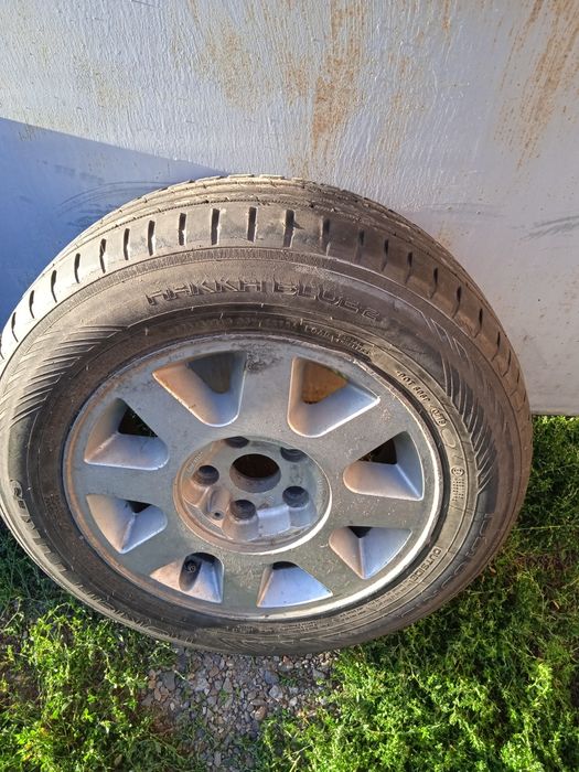 Две запаски 195/65R15
