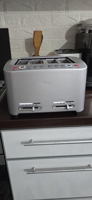 Prăjitor pâine Sage the smart toast