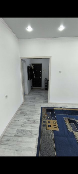 Продам квартиру 3-х комнатную