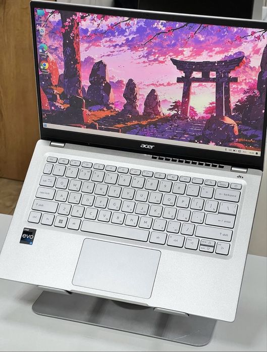 Ультрабук Acer SWIFT | 3K дисплей