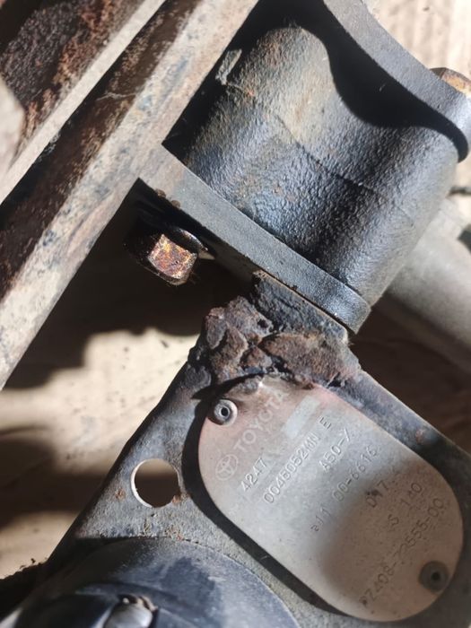 Фаркоп ленд крузер 200