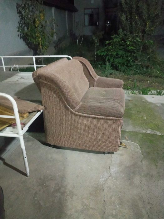 Mebel va tv sotaman srochna