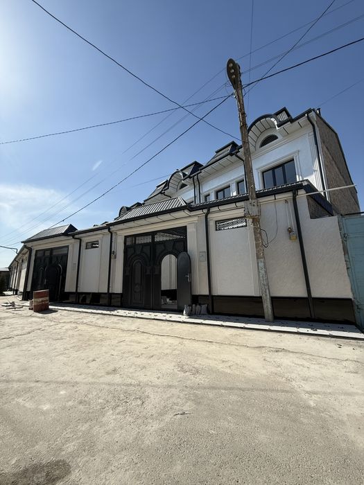 Срочно продаётся 1,5-сотик 6-комн участка в Сергели Ханабад