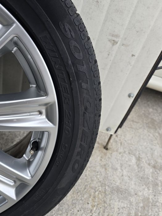 1 Брой 245/45/17 Pirelli 6mm