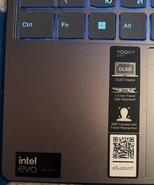 Продавам лаптоп Lenovo Yoga 9 14" MH9 32 GB 1 TB БДС в гаранция