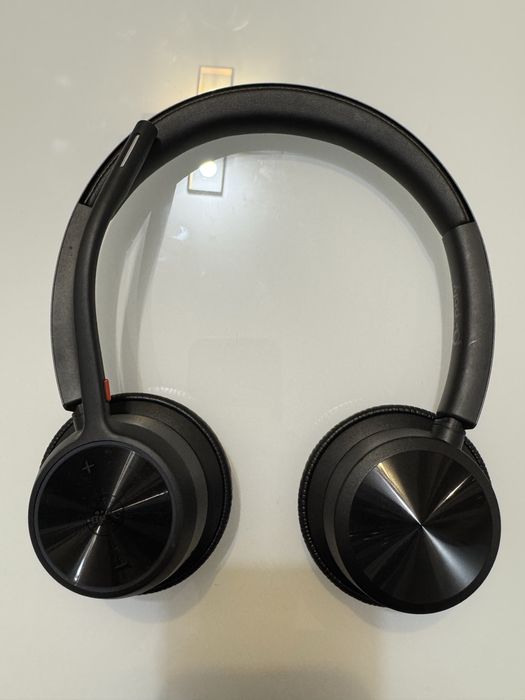 Poly Voyager 4320 UC