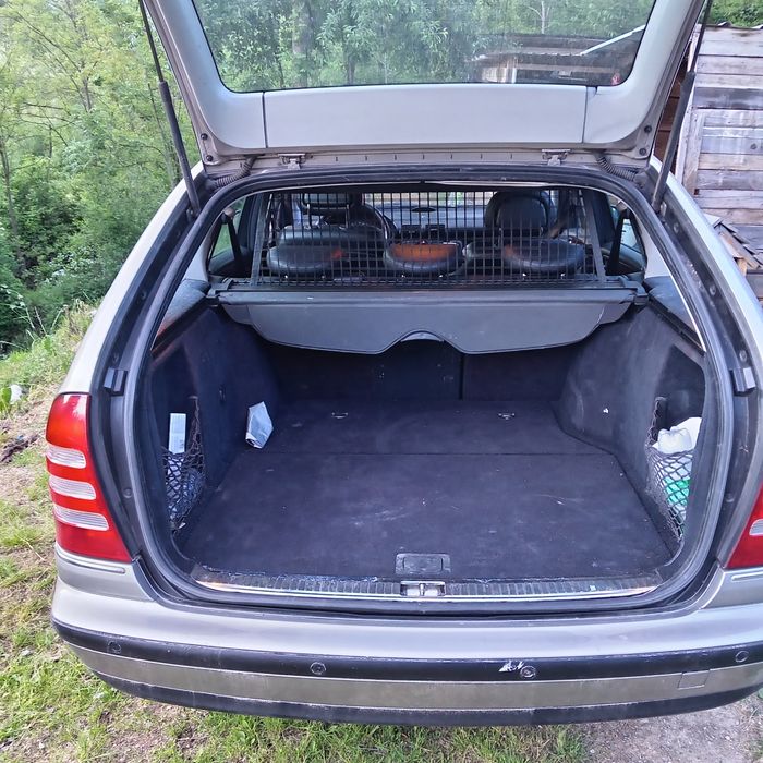 Vând Mercedes-Benz c 220 automat