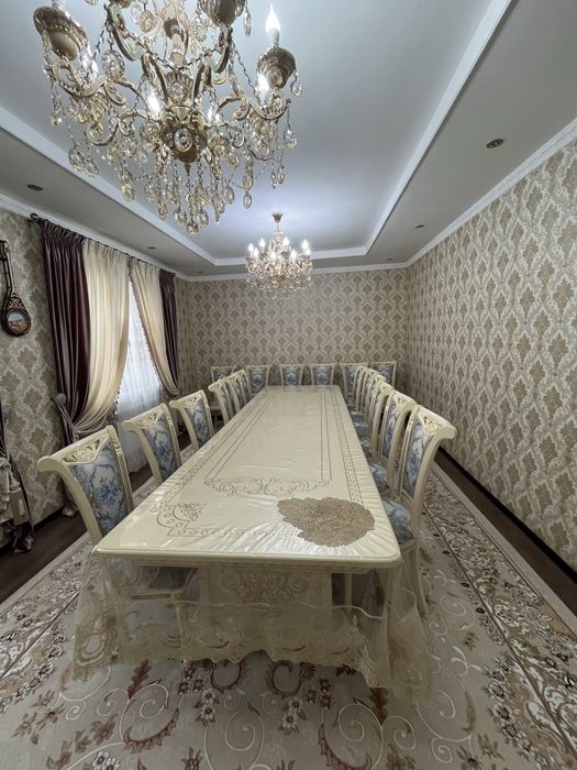 Стол и стуля б/у отличного состояние