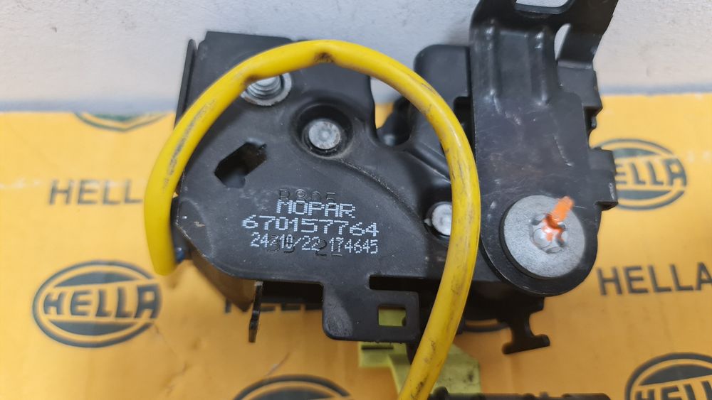 Broasca capota activa stanga Maserati Grecale 670157764