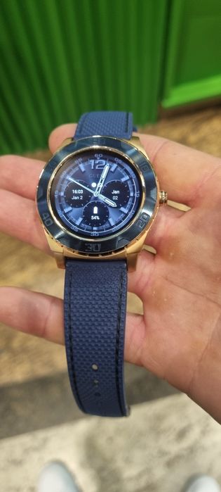 Ceas guess smartwatch