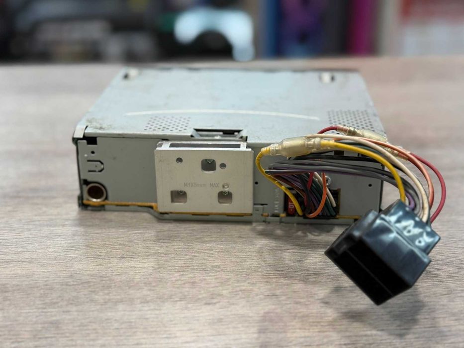 JVC KD-R441 авто радио