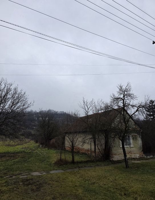 Casă si teren de vânzare