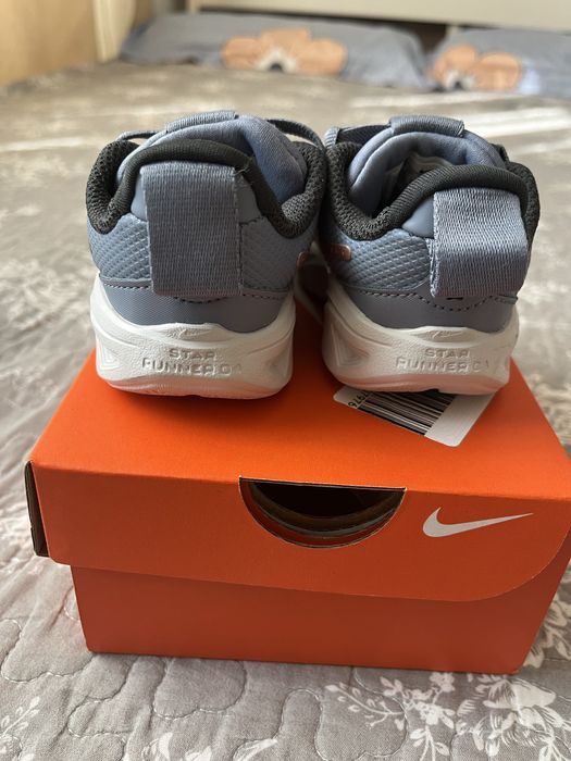 Adidași unisex Nike marimea 22
