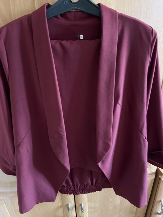 Продам брючнее костюмы