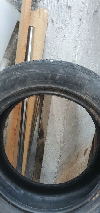 Продам Шины б/у в хорошем состоянии