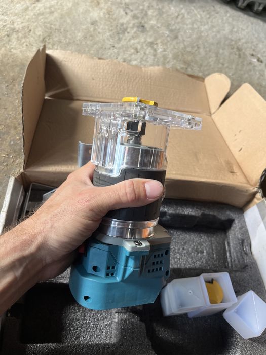 Freza lemn acumulator