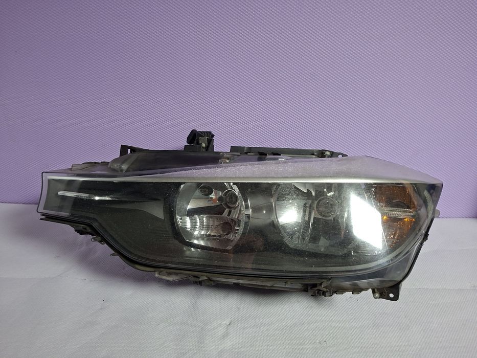 Far Stanga Halogen BMW Seria 3 F30 F31 Non-Facelift (2012-2015) Original OEM ZKW