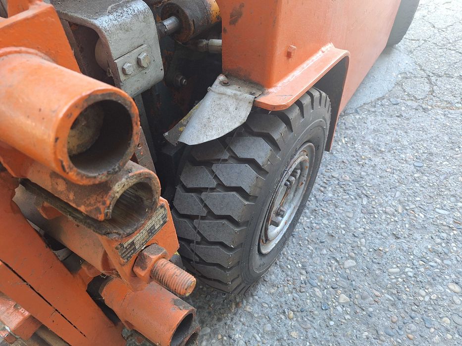 мотокар clark бензинов