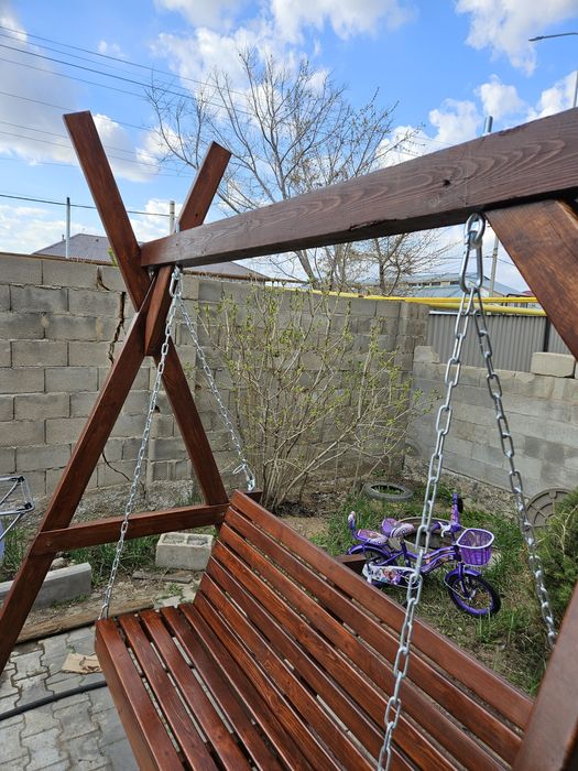 Качель садовая...