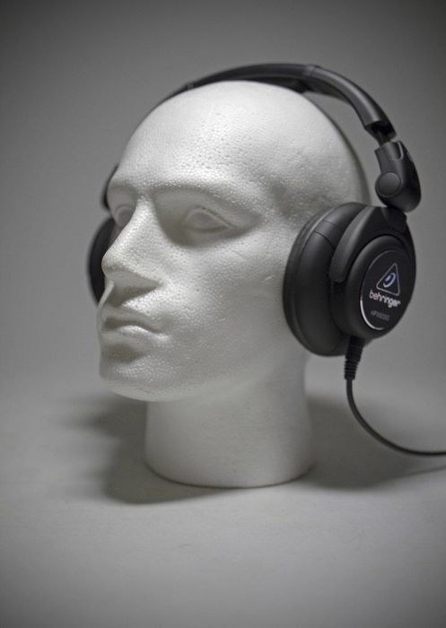 Наушники Behringer