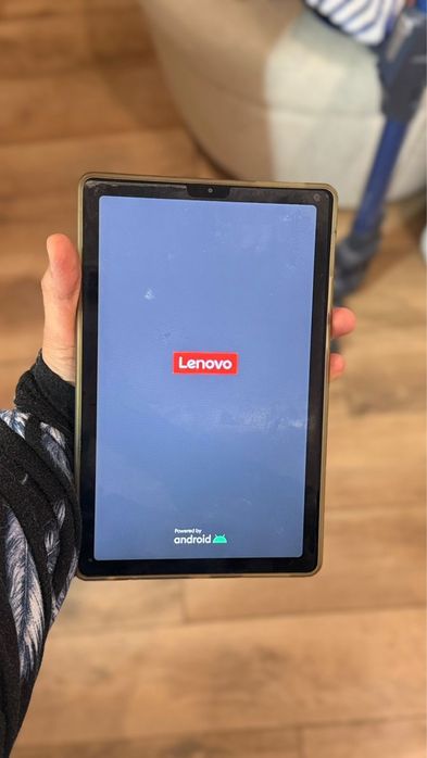Lenovo tab планшет