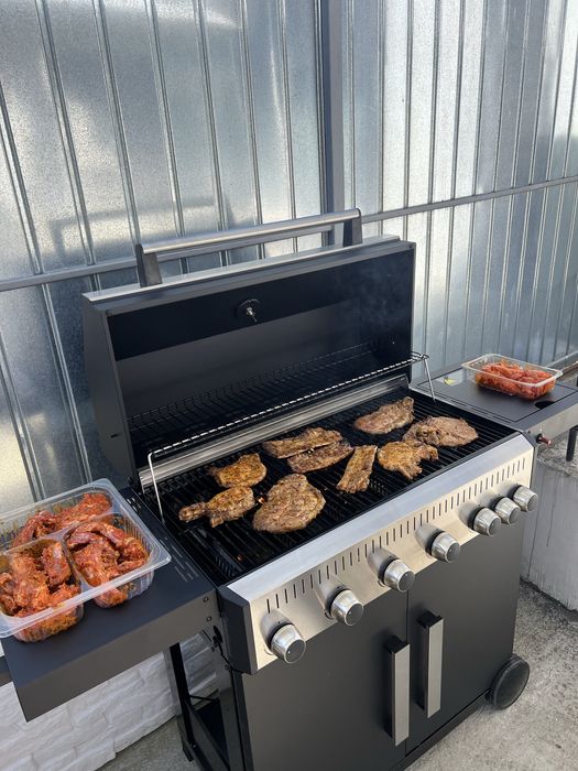 Gril aproape nou de vânzare