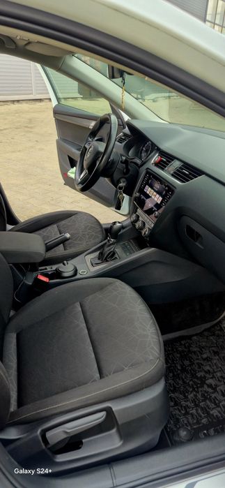 SKODA Octavia 2018 — imagine 4