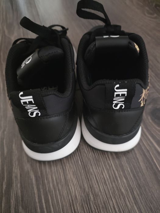 Adidasi dama originali nr 37 versace