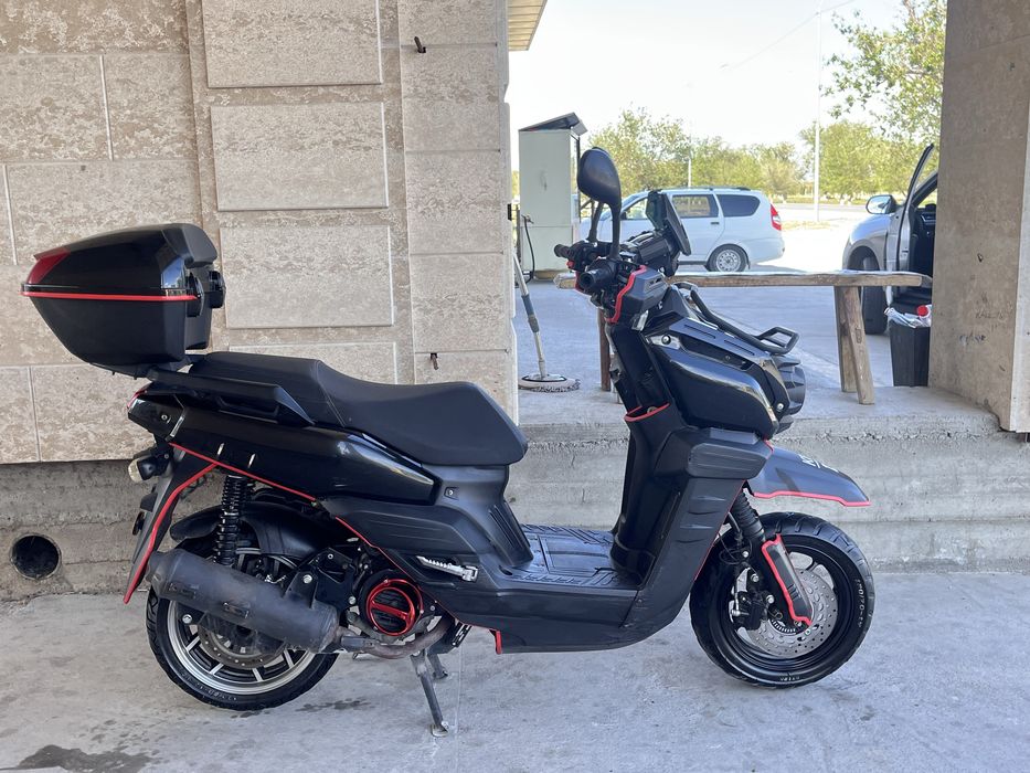 Мопет танк мото