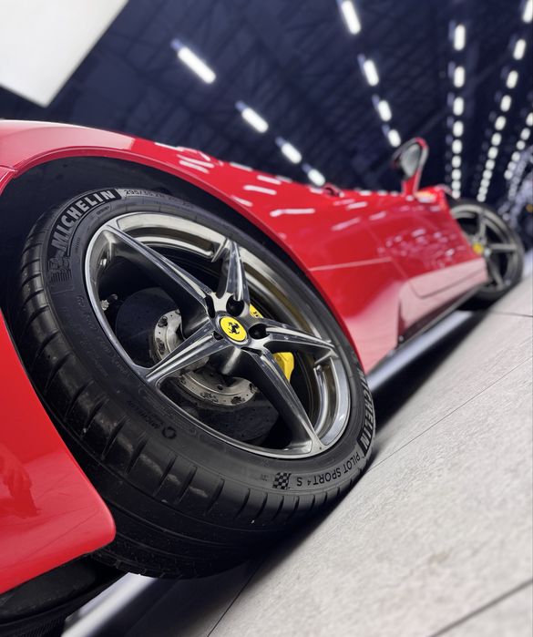 Ferarri 458 Italy