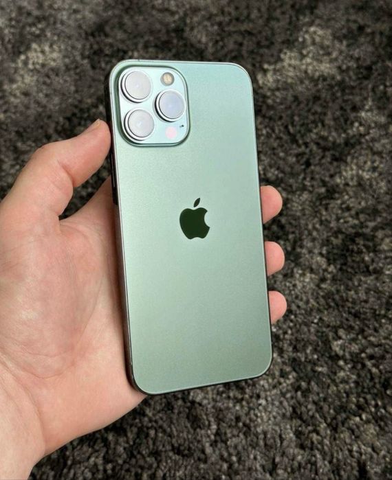 Iphone 13 pro green