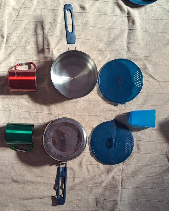 Set camping 4 persoane