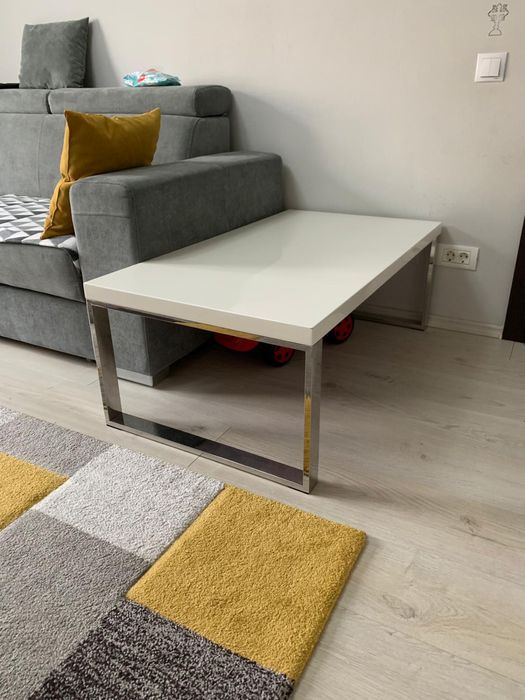 Masa din mdf lucios