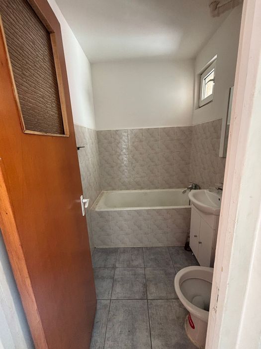 Vind apartament 2 camere