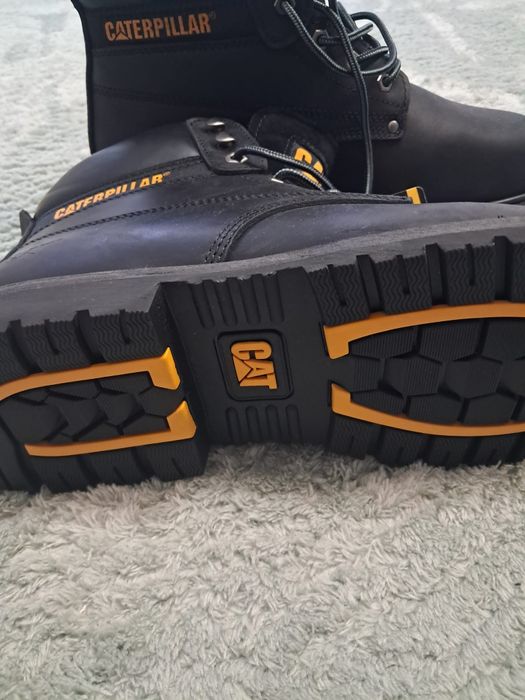 Bocanci Caterpillar M.43.noi