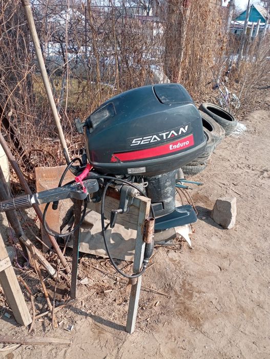 Продам sea tan лодочный двигатель