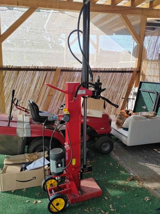 Crepator/despicator de lemne