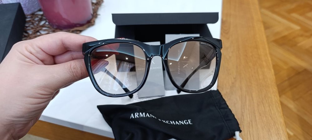 Слънчеви очила Armani Exchange