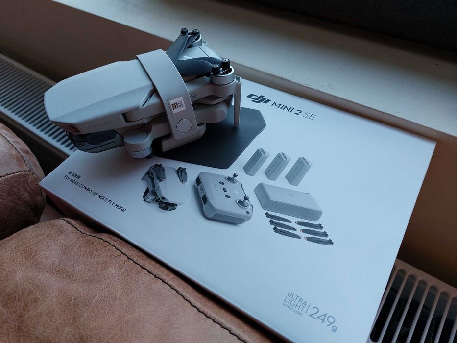 Lot accesorii: Baterie Olympus BLS-5, + incarcator Olympus BCS-5, Dji Mini 2 SE