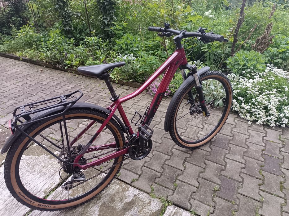 Bicicletă dama Cube Acces city/all-around
